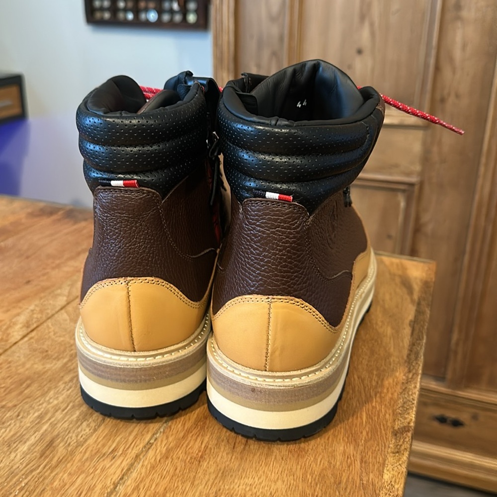 Moncler Peka Boots - Picture 5 of 10